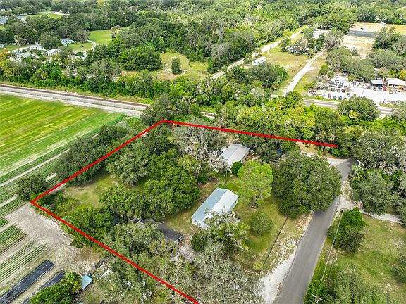 3rd image of 1329 WILKINSON DRIVE