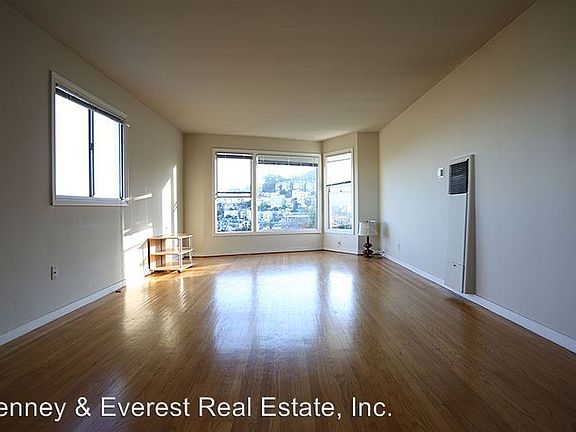 2nd image of 4479 17th St APT 5