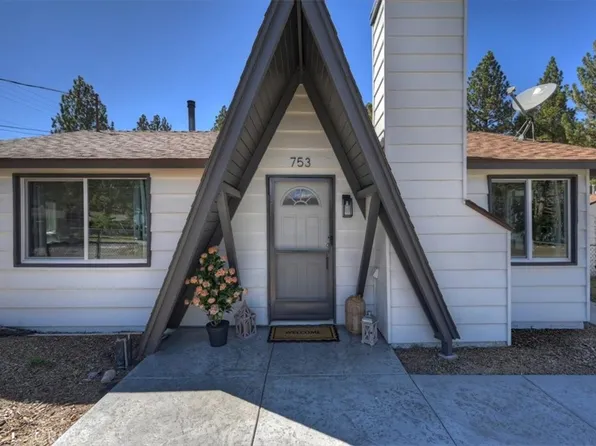 753 Elysian Blvd, Big Bear City, CA 92314