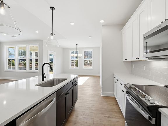 4th image of 2544 Butlers Green Cir Lot 4