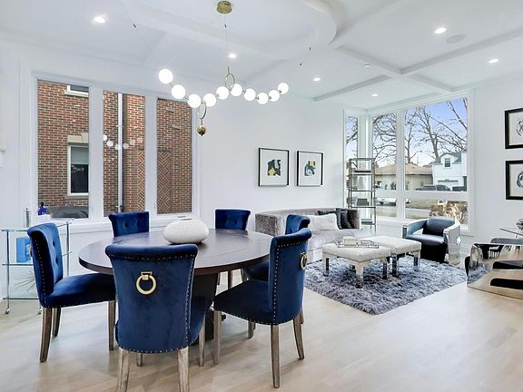 2nd image of 1234 S Western Ave