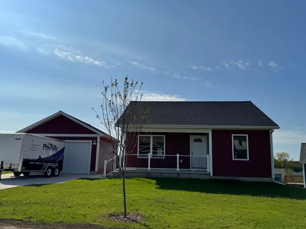 253 Willowside Dr, Shelby, MI 49455