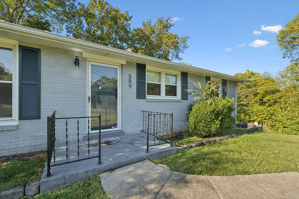 Building Photo - 589 Highcrest Dr