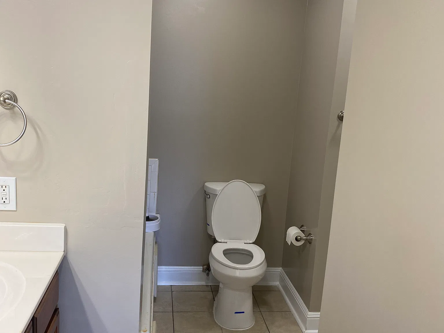 3 bed, 1650 sqft, $1,650 — Photo 2