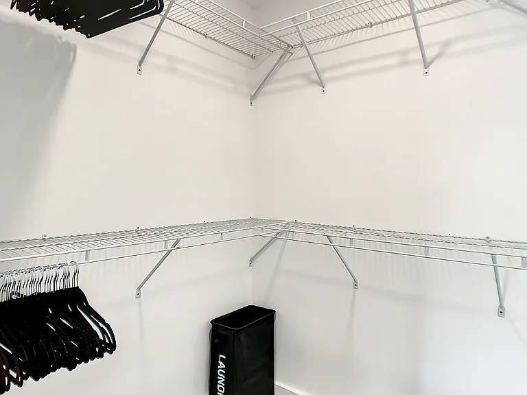 2700 SW 36th Ave #A — Photo 18