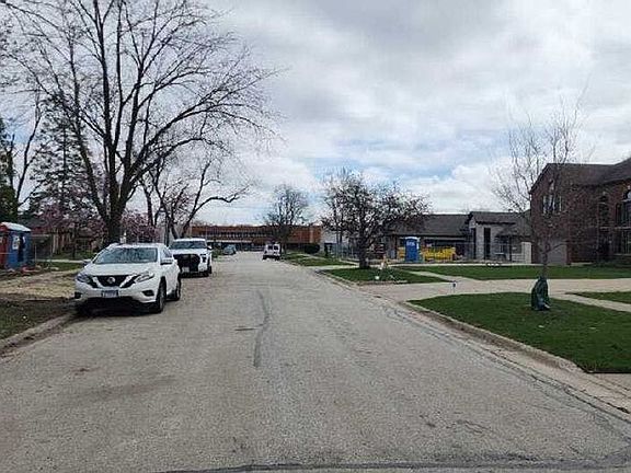 5th image of 1723 Farwell Ave