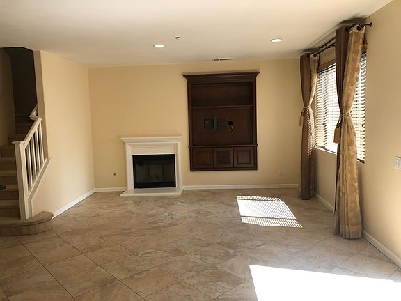 3rd image of 10539 Hollingsworth Way