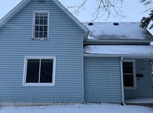 612 W Laurel St, Fergus Falls, MN 56537
