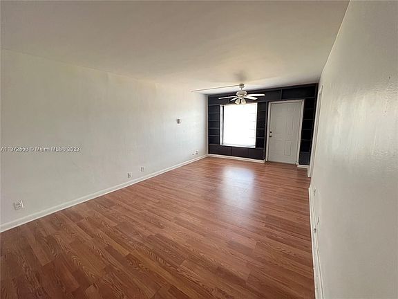 3rd image of 19305 NE 2nd Ave APT 2308