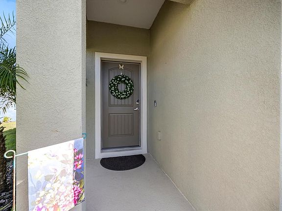 3rd image of 208 Brienza Loop