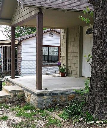 4th image of 2711 NW 29th St