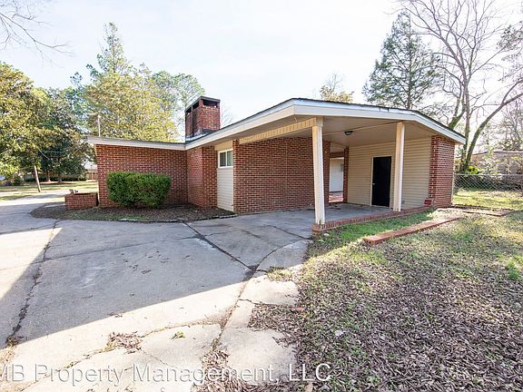 5th image of 2620 Ashlawn Dr