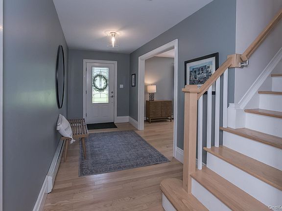 5th image of 12 Midland Avenue