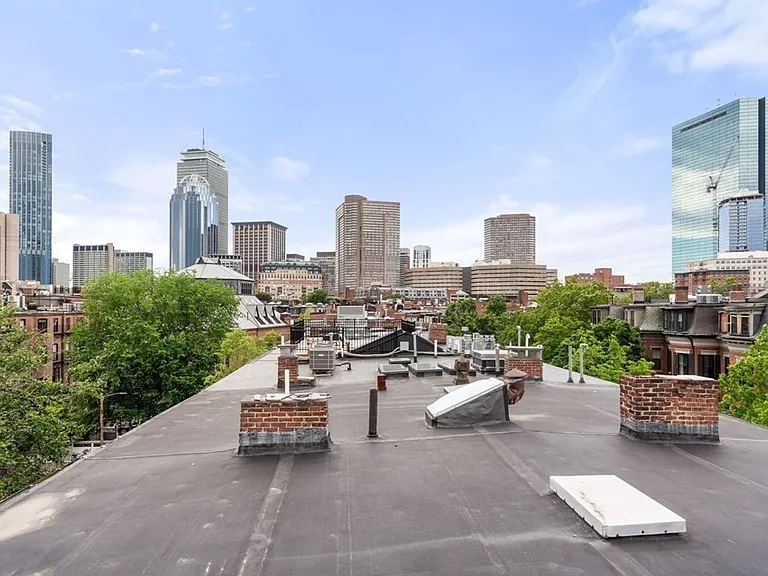 152 W Canton St #2 — Photo 14