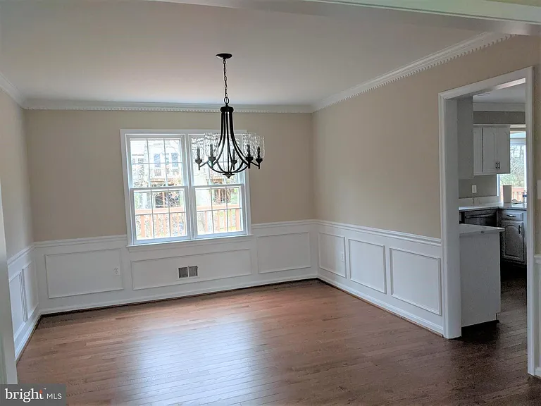 4850 Slatestone Ct — Photo 4
