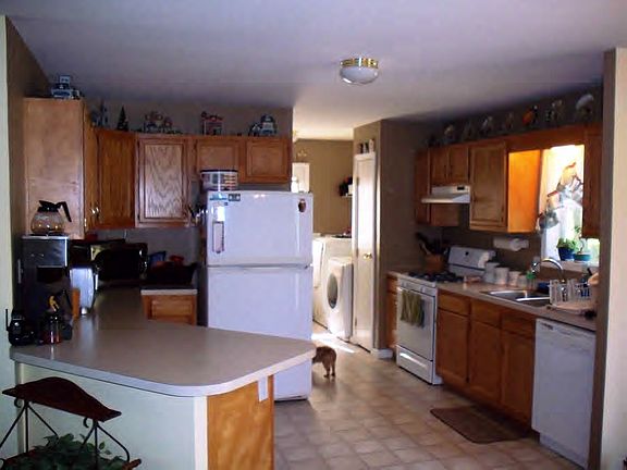 3rd image of 50 Wetmore St