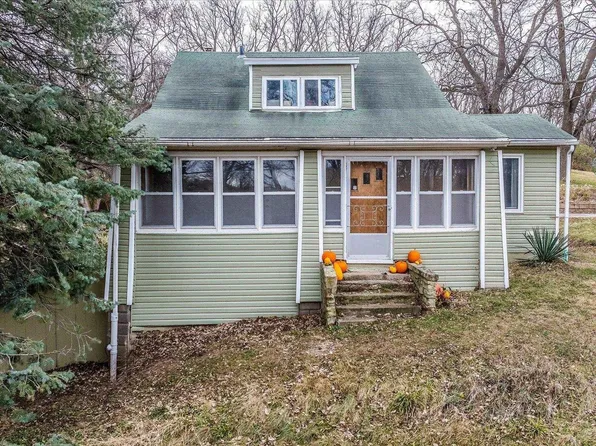 4105 Read St, Omaha, NE 68112