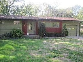 3rd image of 4828 Eastwood Dr