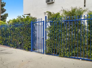 5905 Whitnall Hwy, North Hollywood, CA 91601