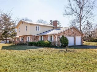 1200 Fairway Dr, Troy, OH 45373