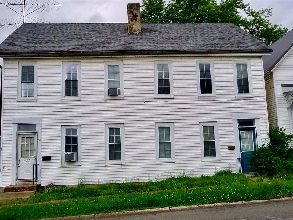 1st image of 124 W Beech St