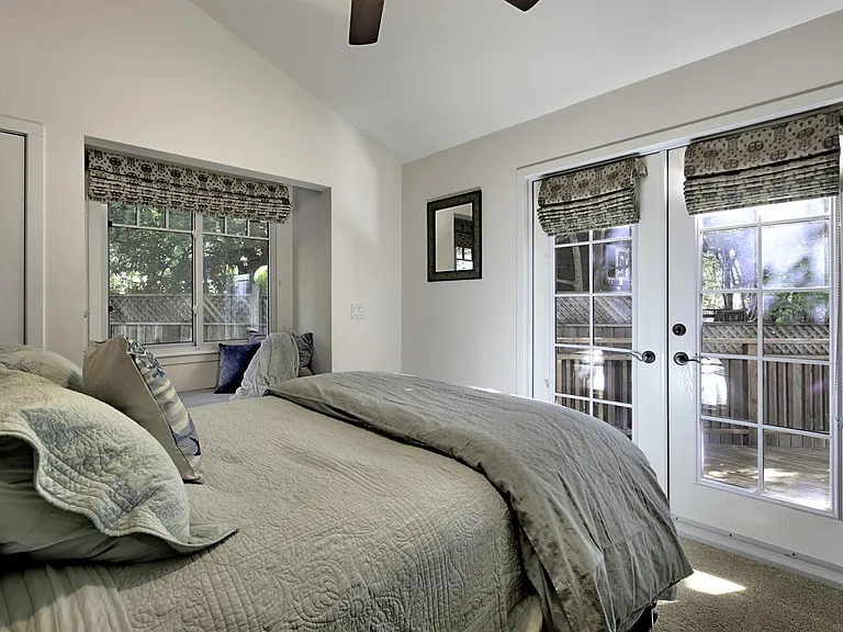 1108 Buena Vista Ave — Photo 14
