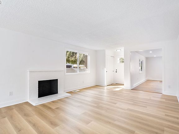 3rd image of 3198 SW 16th Cir