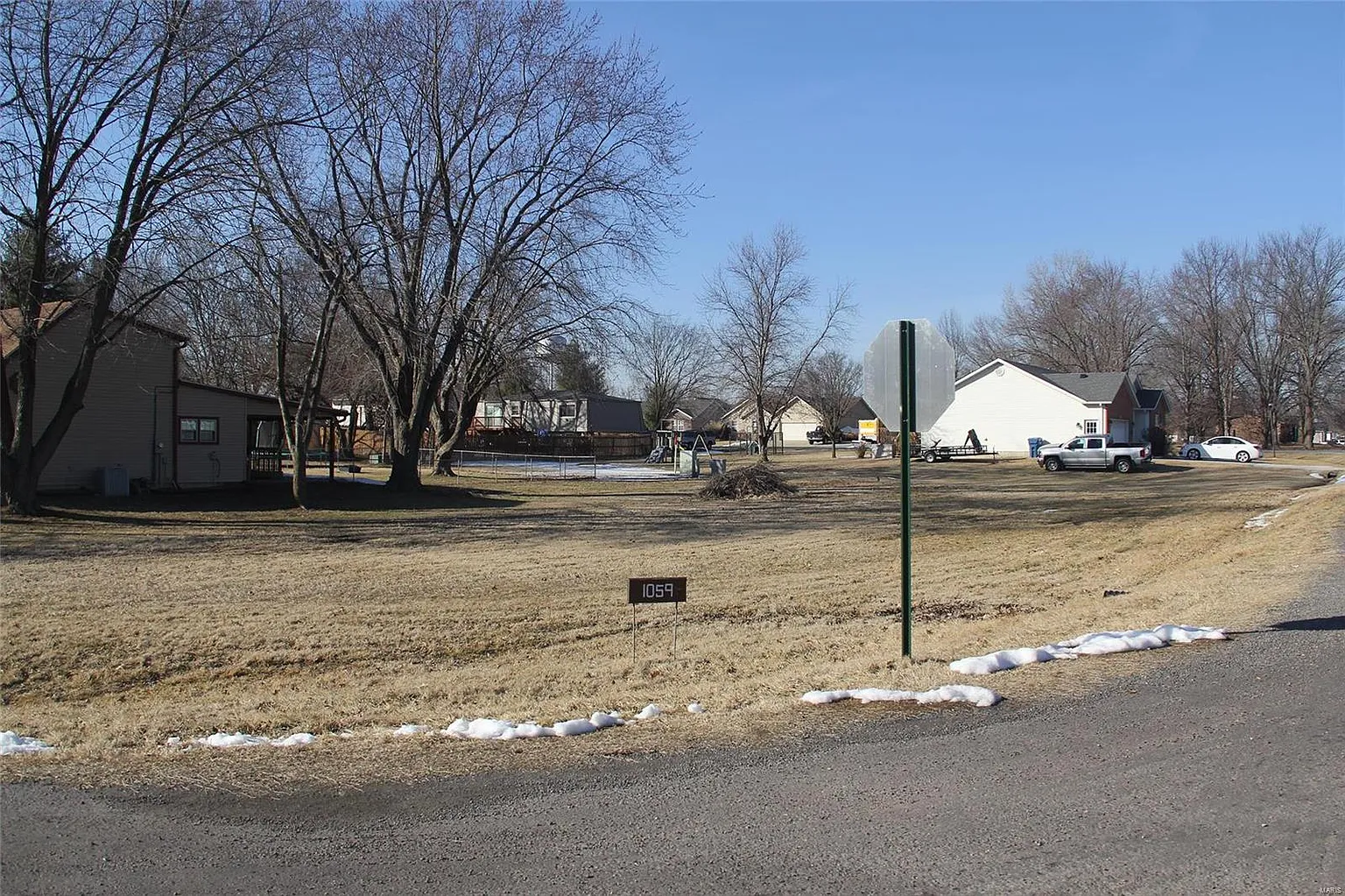 1059 Catalina Dr photo 1