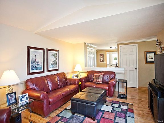 3rd image of 4139 Balboa Dr