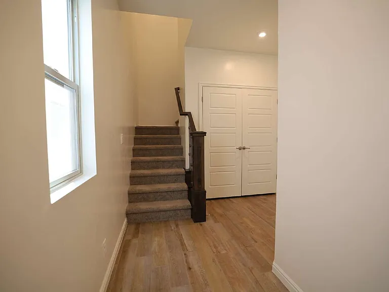 391 S Deep Creek Dr #391 S DEEP CREEK DR — Photo 3