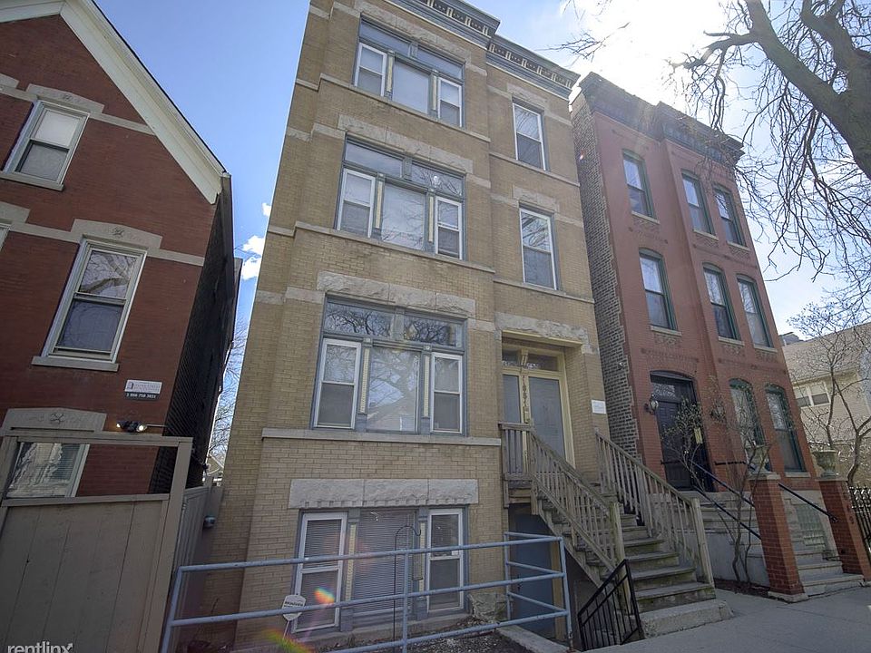 1651 N Claremont Exterior