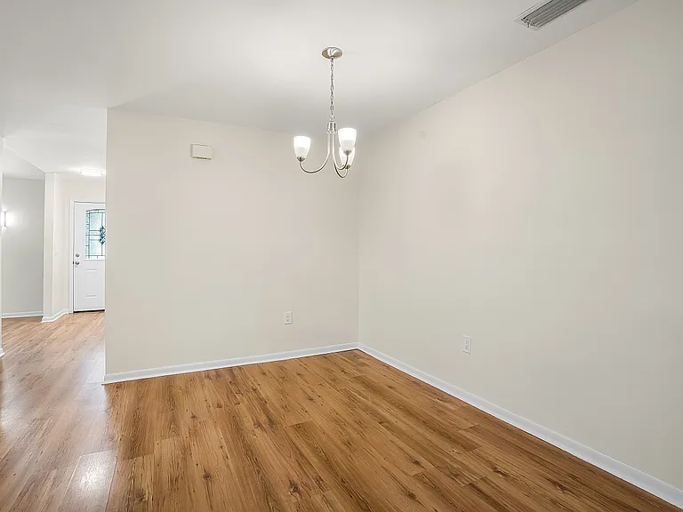 722 Carnival Ter — Photo 13