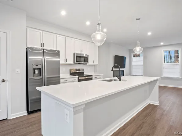13268 Coalfield Station Ln, Midlothian, VA 23114