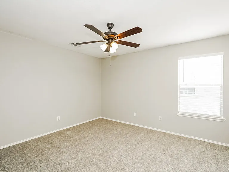 5828 Ridge Lake Dr — Photo 15