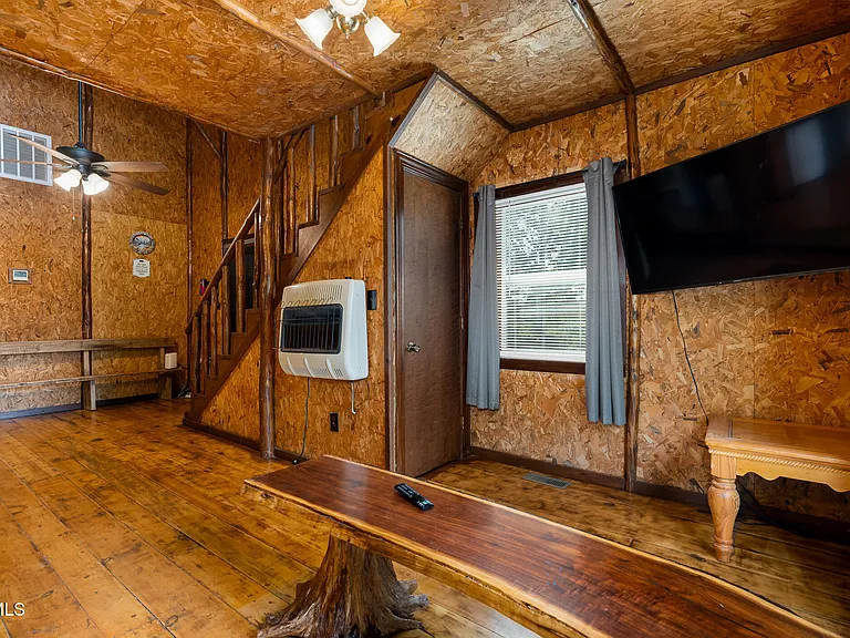 7090 Old Asheville Hwy — Photo 15