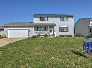 8 Park Ct, Oreana, IL 62554