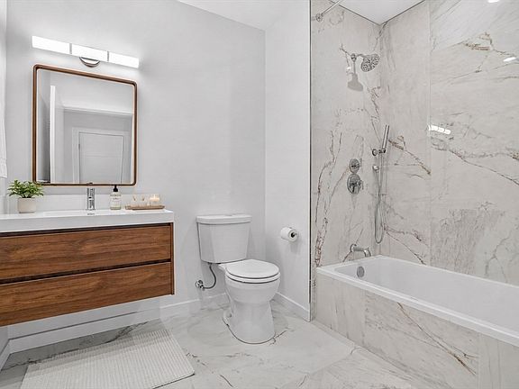5th image of 13 Warwick St #203