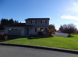 53 Oak Ln, Northampton, PA 18067