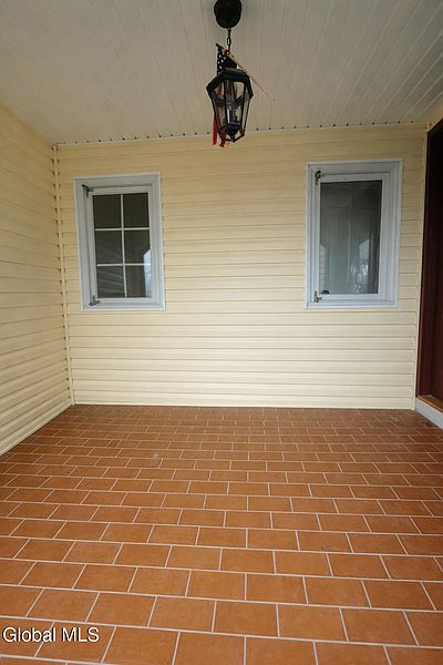 3rd image of 25 Kling Terrace