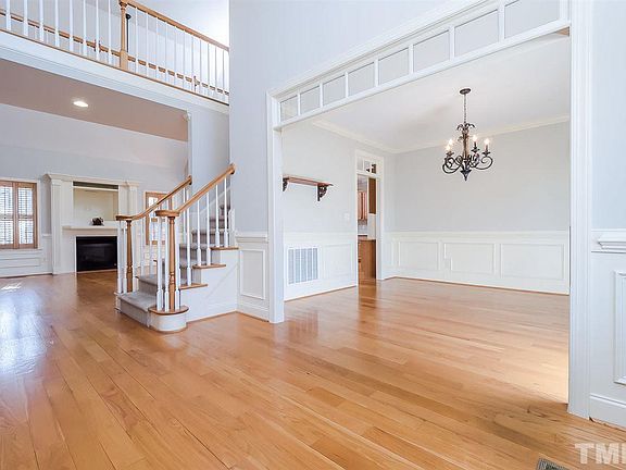 4th image of 40 Pebble Creek Dr