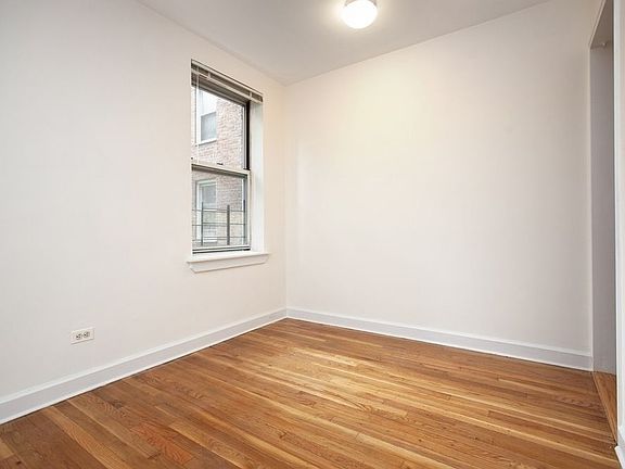 5th image of 6638 Yellowstone Blvd #2E