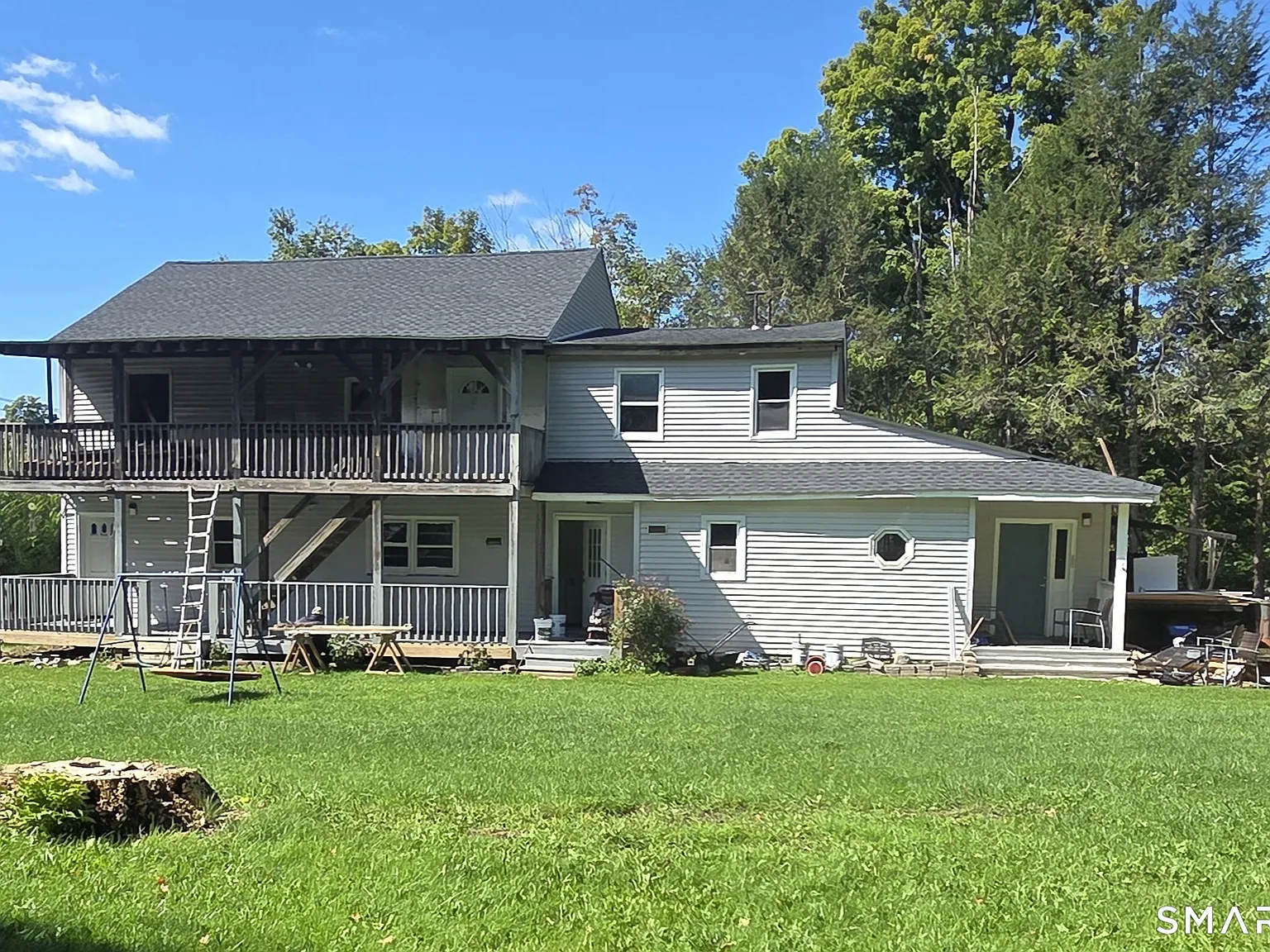 4 bed, 2.0 bath, 1405 sqft, $2,500 — Photo 3