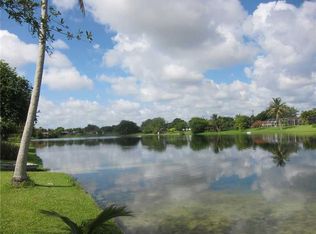 15290 Palmetto Lake Dr, Miami, FL 33157