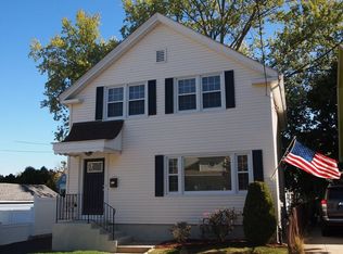 73 Winthrop Ave, Providence, RI 02908