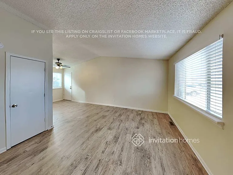 5003 S Richfield Cir — Photo 6