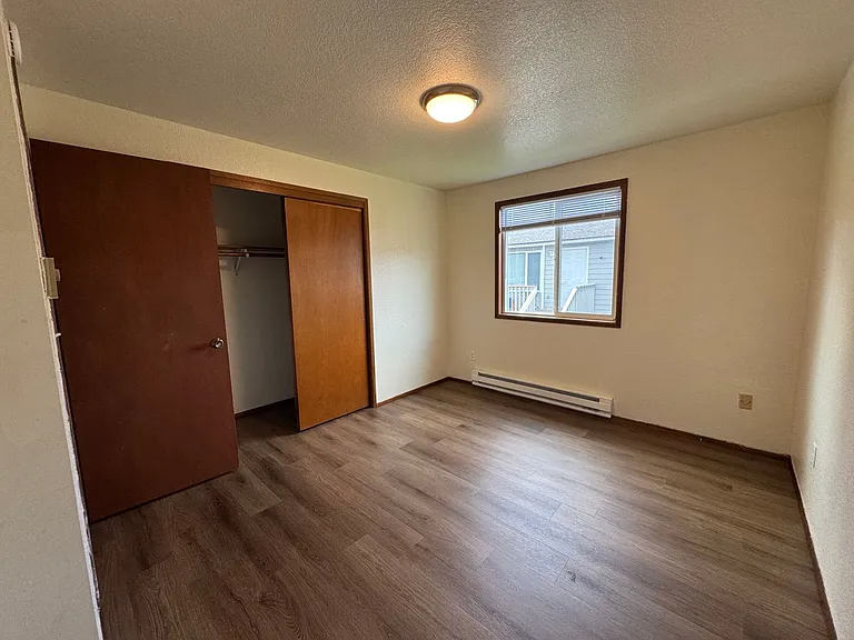 1411 G St #A — Photo 13