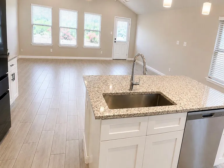 117 Woods Edge Ln — Photo 20
