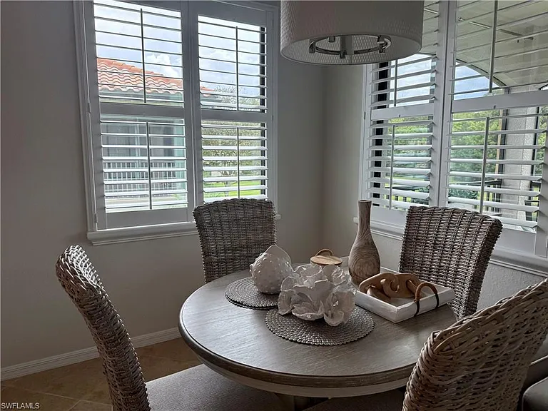 9498 Napoli Ln #201 — Photo 16