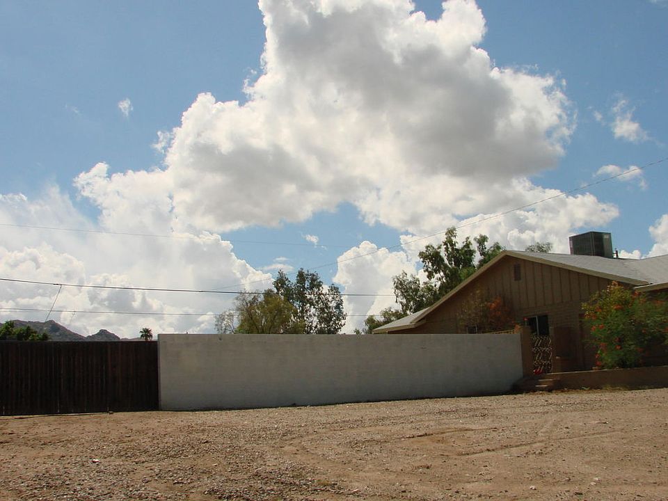 1st image of 743 E Desert Dr N