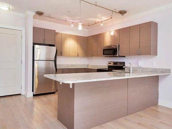 4th image of 11 Forest St APT 304